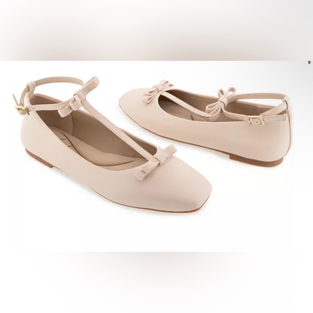 kenneth cole Juliet Leather Bow T- Strap Flat Factory Size 8